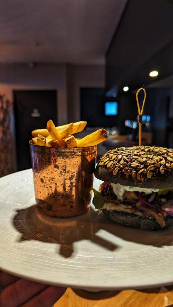 Hotel Du Port Bar Restaurant 사르주 외부 사진