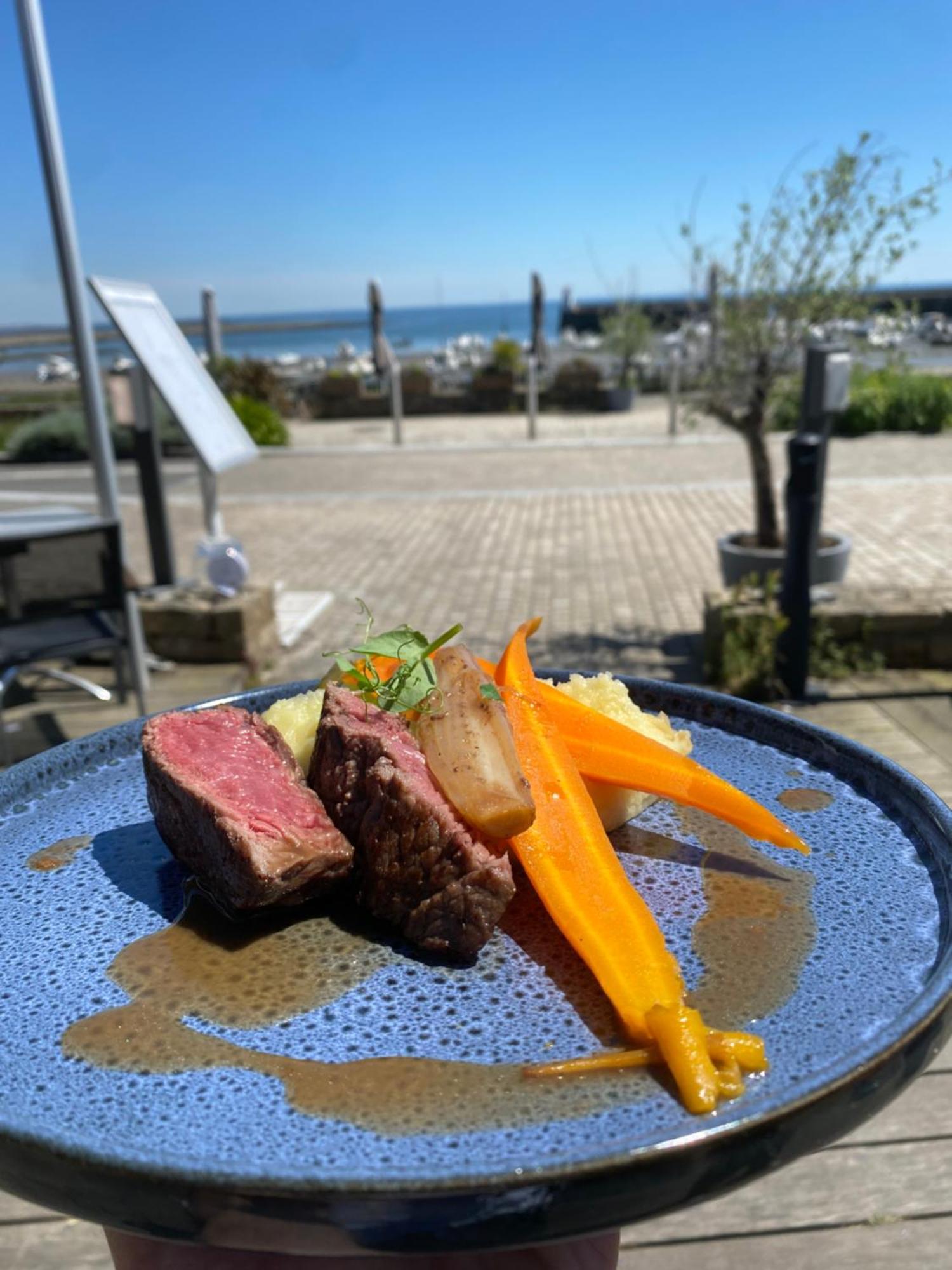Hotel Du Port Bar Restaurant 사르주 외부 사진